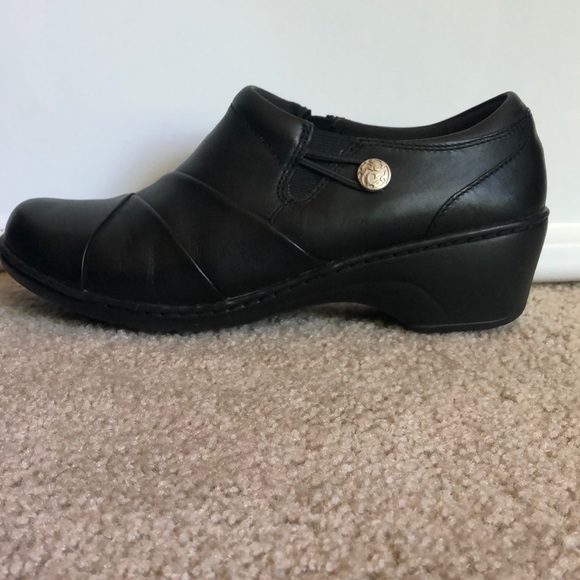 Clarks Collection - Picture 4 of 5